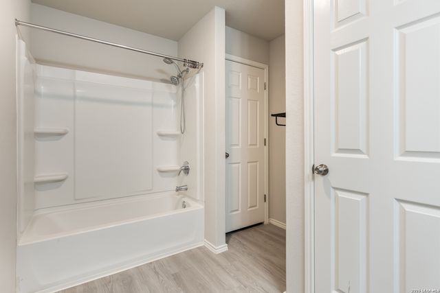 13139 HEATHERS ARROW, St Hedwig, TX 78152