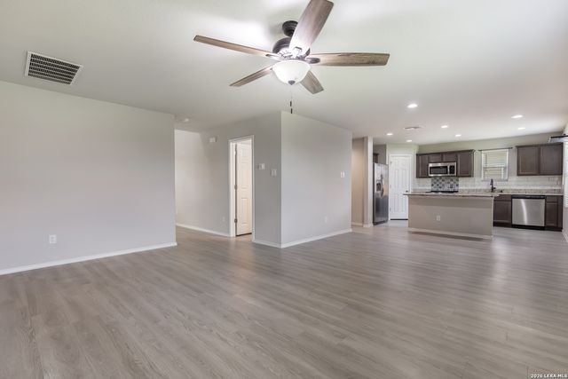 13139 HEATHERS ARROW, St Hedwig, TX 78152