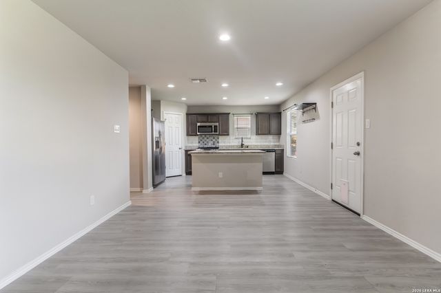 13139 HEATHERS ARROW, St Hedwig, TX 78152