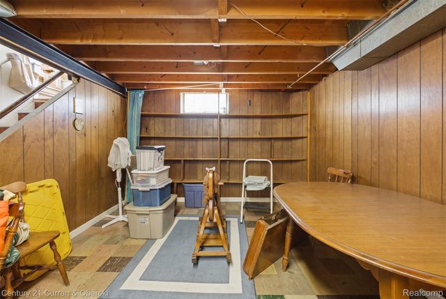 7042 Gilman Street, Garden City, MI 48135