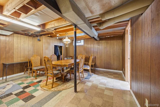 7042 Gilman Street, Garden City, MI 48135