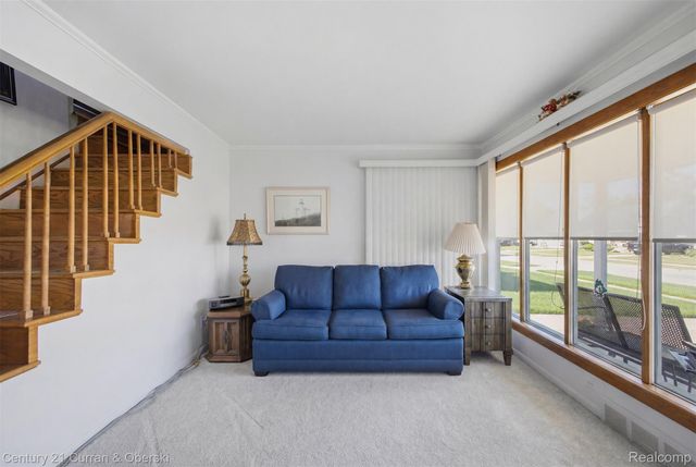 7042 Gilman Street, Garden City, MI 48135