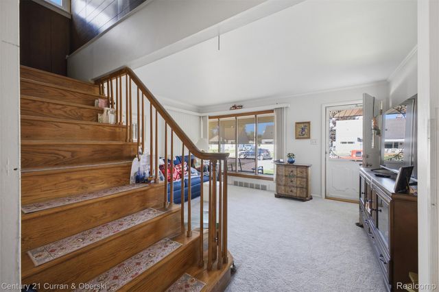 7042 Gilman Street, Garden City, MI 48135