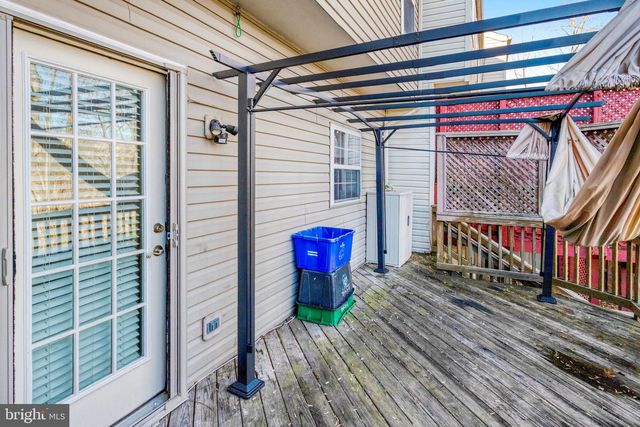 2594 SYLVAN MOOR LN, Woodbridge, VA 22191