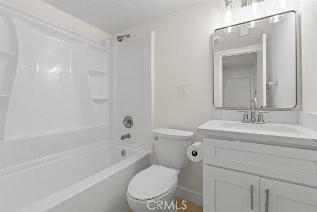 501 Palmer Dr, Hemet, CA 92543