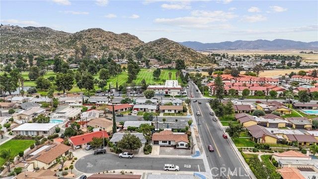 501 Palmer Dr, Hemet, CA 92543