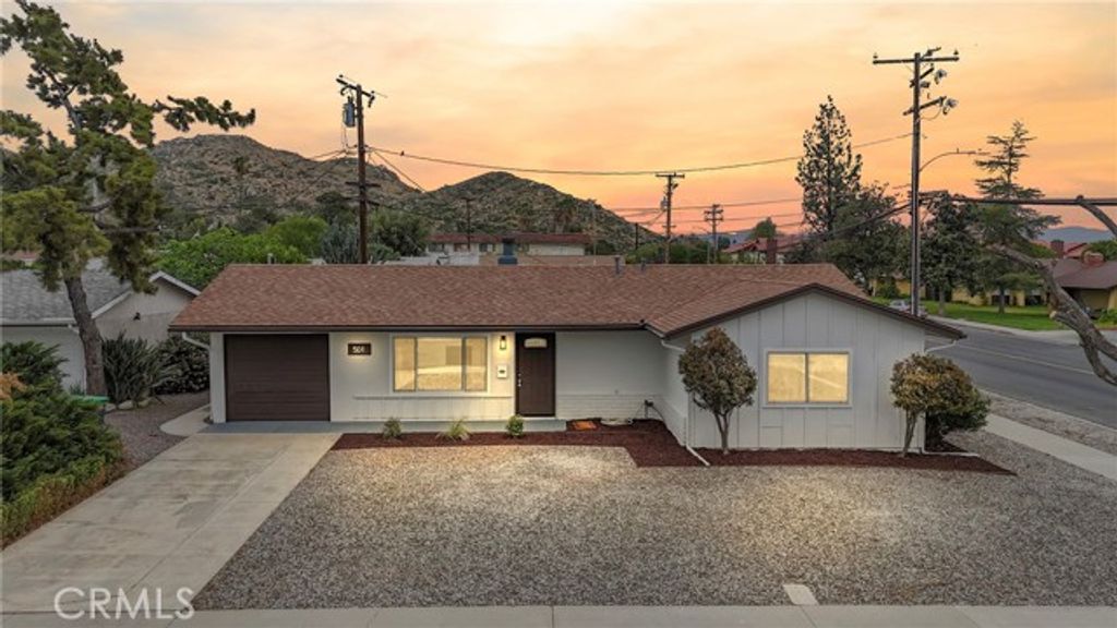 501 Palmer Dr, Hemet, CA 92543