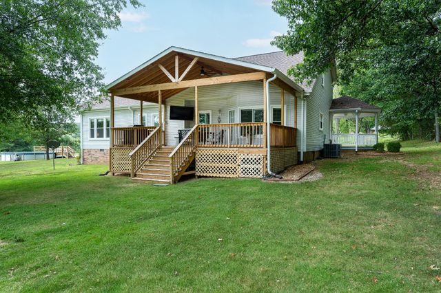 5205 SE Tater Peeler Rd, Lebanon, TN 37090