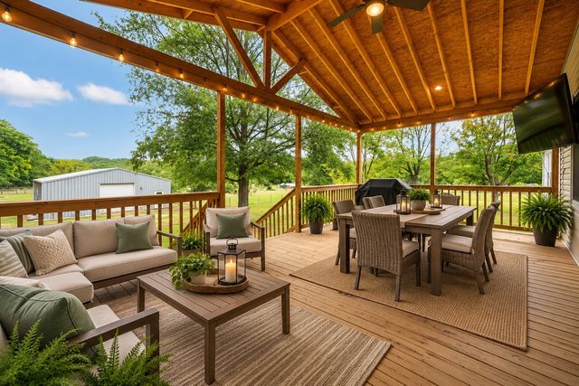 5205 SE Tater Peeler Rd, Lebanon, TN 37090