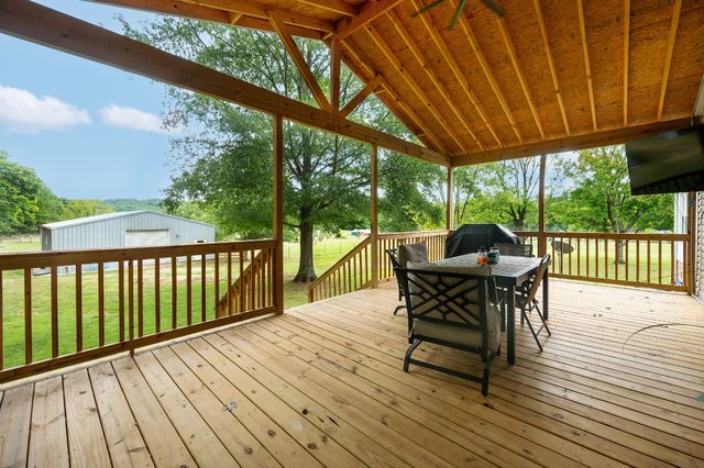 5205 SE Tater Peeler Rd, Lebanon, TN 37090
