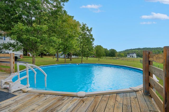 5205 SE Tater Peeler Rd, Lebanon, TN 37090