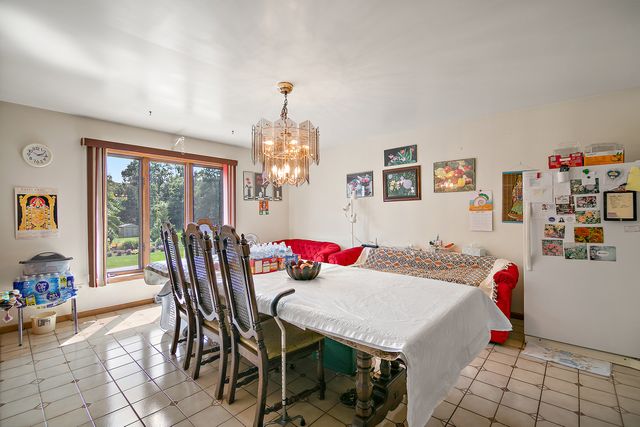 8850 W 101st Place, Palos Hills, IL 60465
