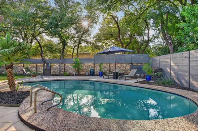 412 Ridgewood RD, West Lake Hills, TX 78746
