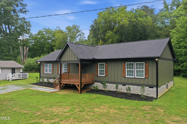 509 E Webb Street, Mebane, NC 27302