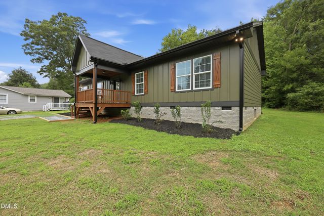 509 E Webb Street, Mebane, NC 27302