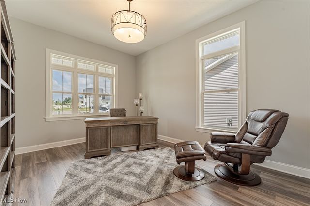 588 Magnolia Court, Mayfield, OH 44143