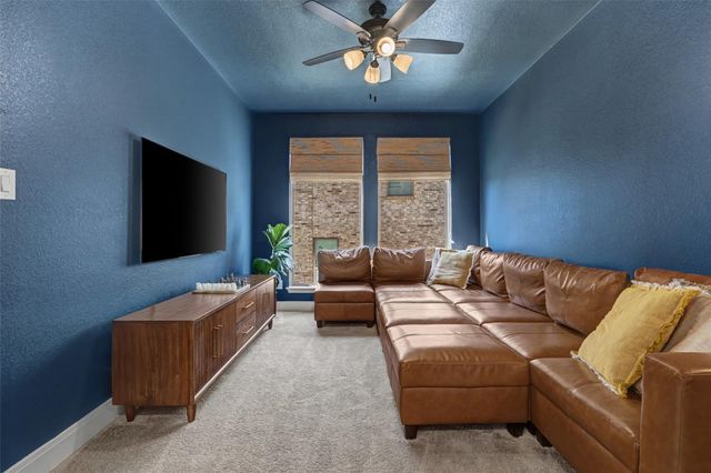 1216 Summer Moon DR, Georgetown, TX 78628