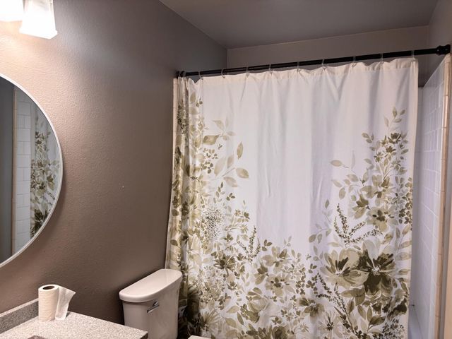 320 Avila Ct, Stockton, CA 95210