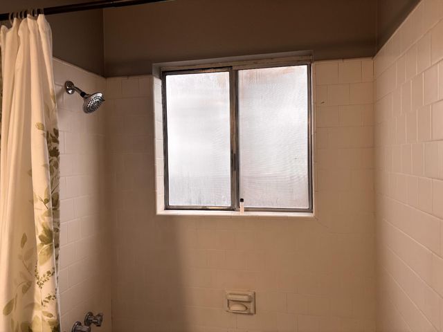 320 Avila Ct, Stockton, CA 95210