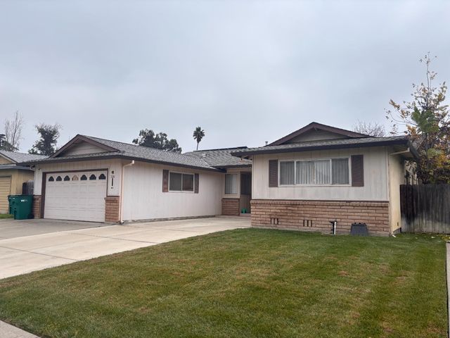 320 Avila Ct, Stockton, CA 95210