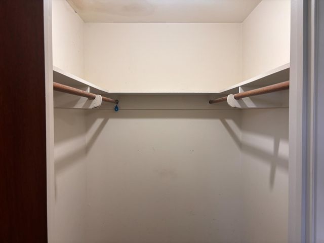 320 Avila Ct, Stockton, CA 95210