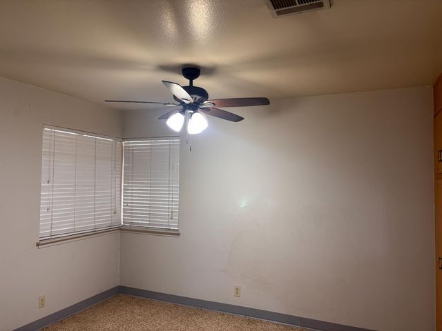 320 Avila Ct, Stockton, CA 95210