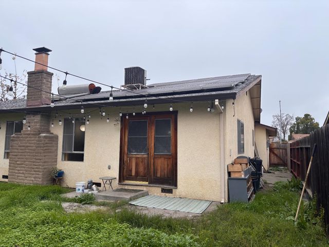 320 Avila Ct, Stockton, CA 95210