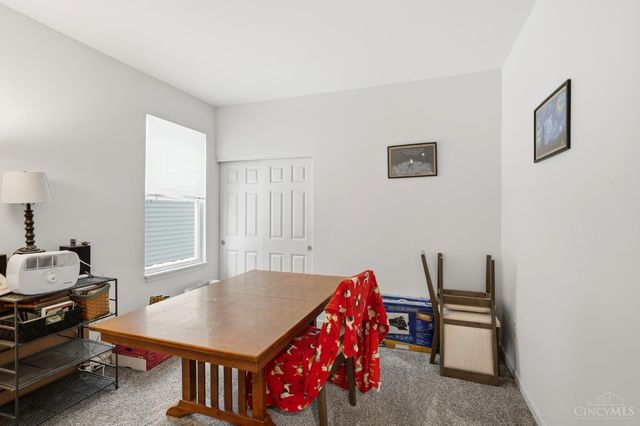 8147 Westfall Lane, West Chester, OH 45069