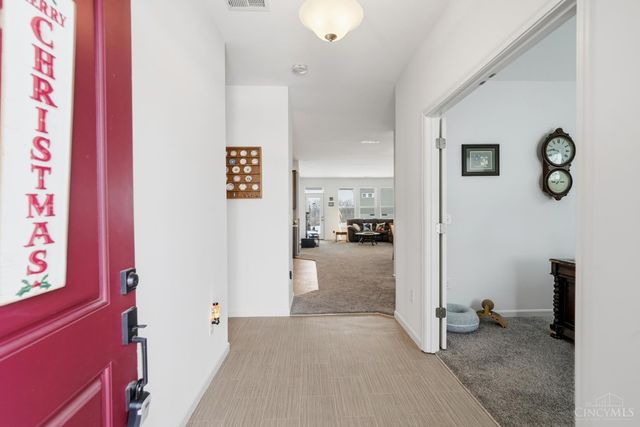 8147 Westfall Lane, West Chester, OH 45069