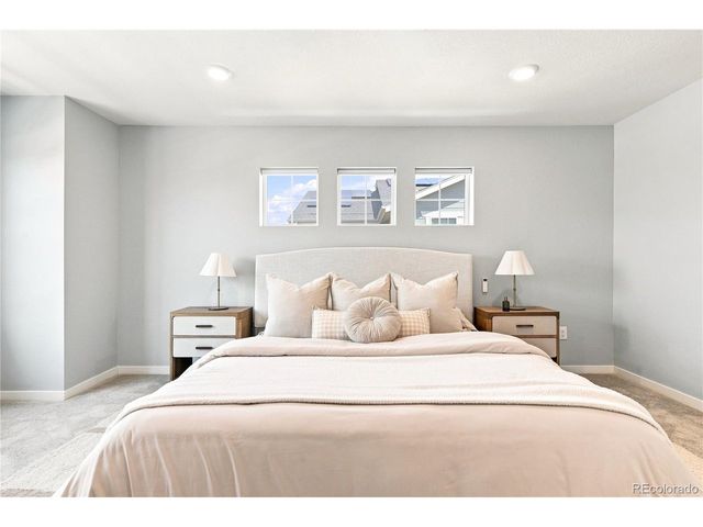 653 Thistle Pl, Lafayette, CO 80026