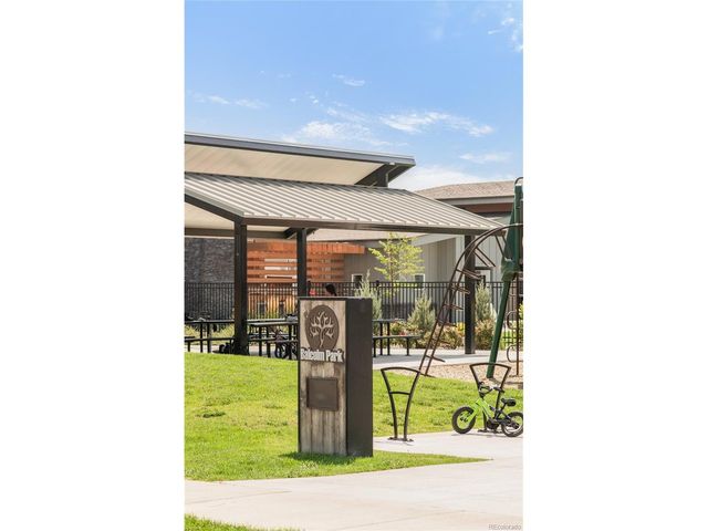 653 Thistle Pl, Lafayette, CO 80026