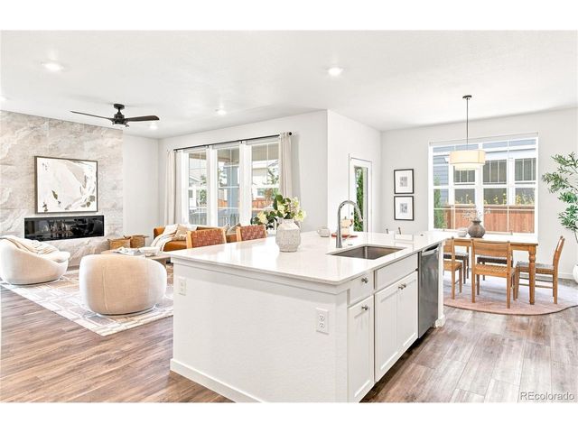 653 Thistle Pl, Lafayette, CO 80026