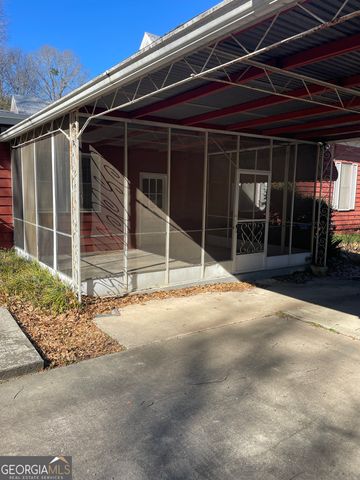 379 West Avenue, Jackson, GA 30233