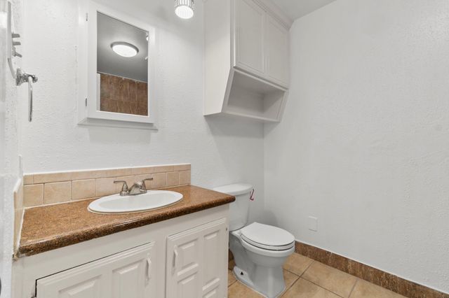 15526 Camino Del Sol Drive, Houston, TX 77083