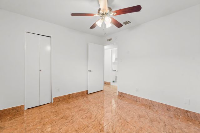 15526 Camino Del Sol Drive, Houston, TX 77083