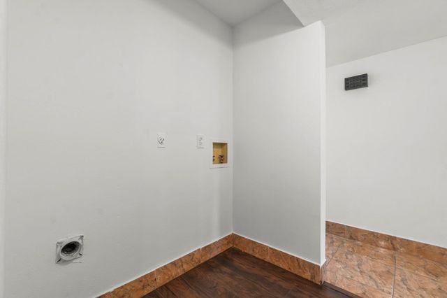 15526 Camino Del Sol Drive, Houston, TX 77083