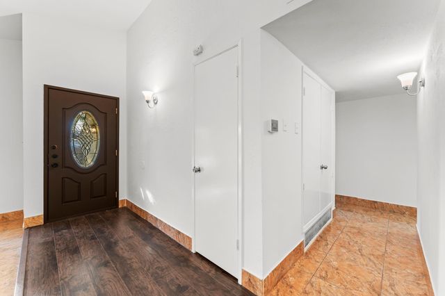 15526 Camino Del Sol Drive, Houston, TX 77083