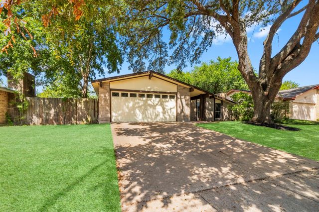 15526 Camino Del Sol Drive, Houston, TX 77083