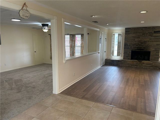 905 W Terrace Blvd, Rockport, TX 78382