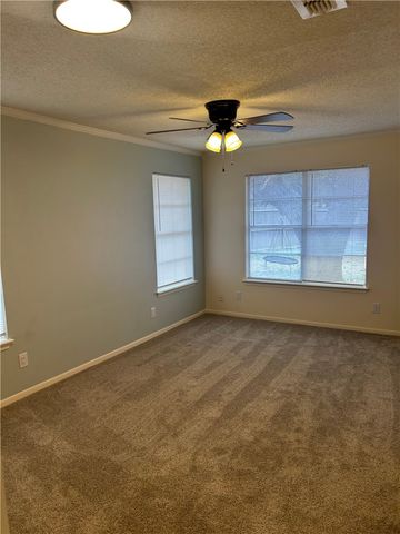 905 W Terrace Blvd, Rockport, TX 78382