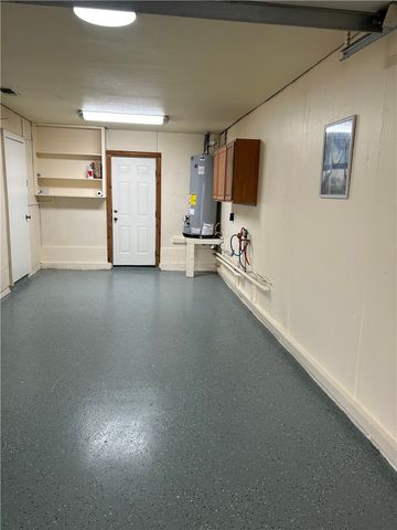 905 W Terrace Blvd, Rockport, TX 78382