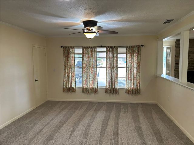 905 W Terrace Blvd, Rockport, TX 78382