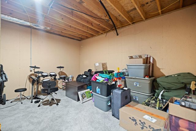 198 Iwanna Loop, Ezel, KY 41425