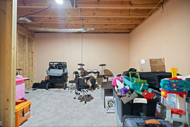 198 Iwanna Loop, Ezel, KY 41425