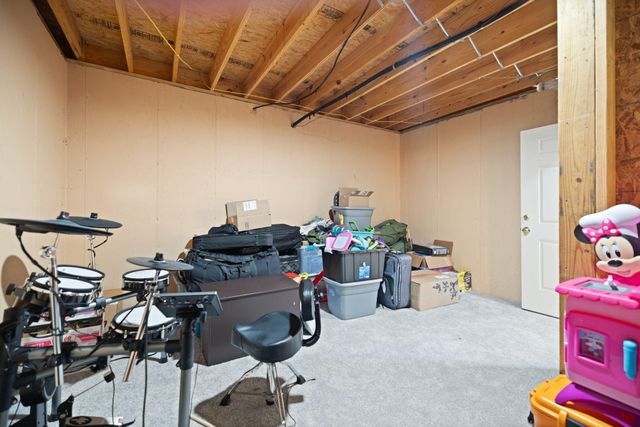 198 Iwanna Loop, Ezel, KY 41425