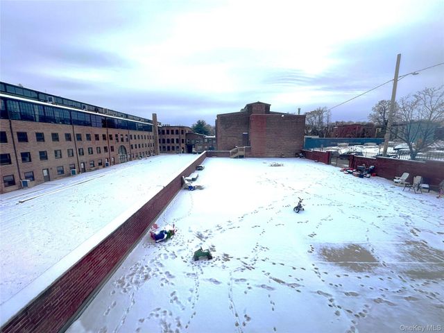 70 Johnes Street 328E, Newburgh, NY 12550