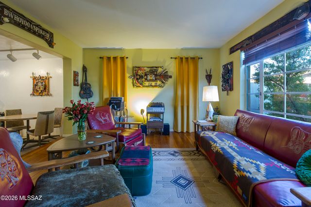 3825 N Tyndall Avenue, Tucson, AZ 85719