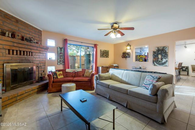 3825 N Tyndall Avenue, Tucson, AZ 85719