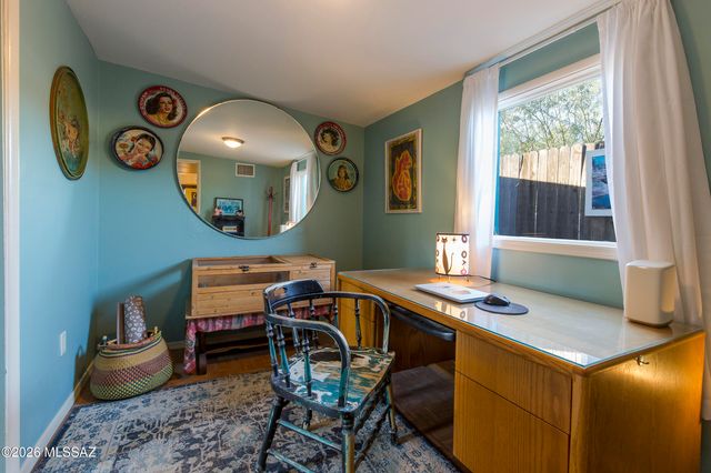 3825 N Tyndall Avenue, Tucson, AZ 85719