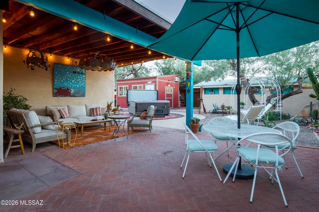 3825 N Tyndall Avenue, Tucson, AZ 85719
